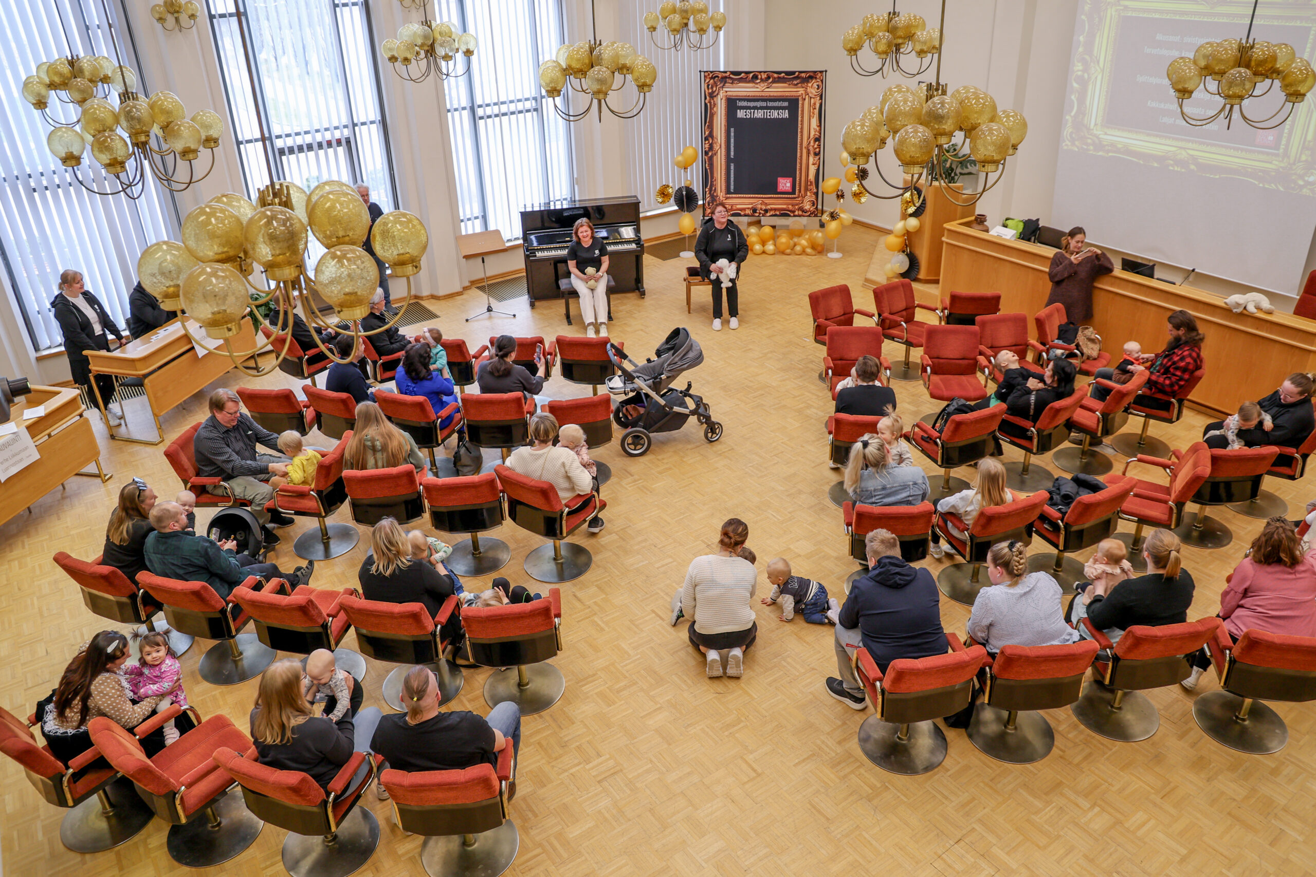 Kaupunki juhlisti v. 2024 syntyneitä vauvoja – Taidekaupungin Mestariteoksia